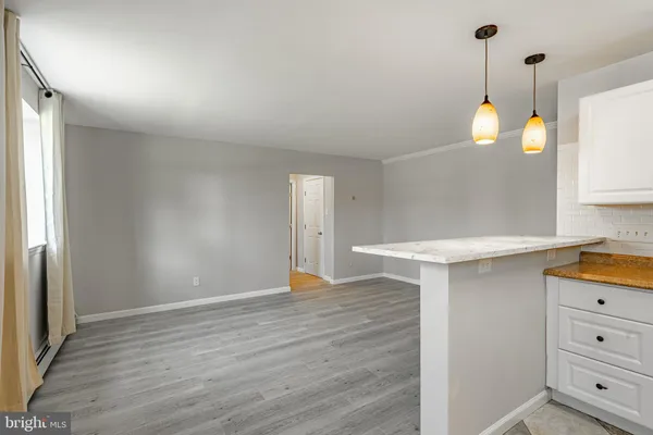 $190,000 | 335 East Lancaster Avenue, Unit E4, Downingtown, PA 19335