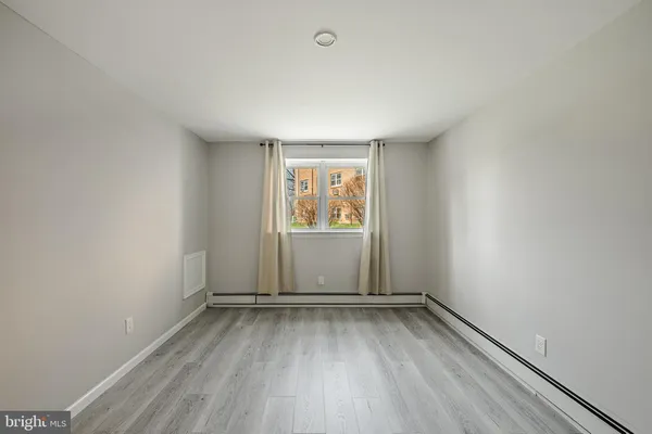 $190,000 | 335 East Lancaster Avenue, Unit E4, Downingtown, PA 19335