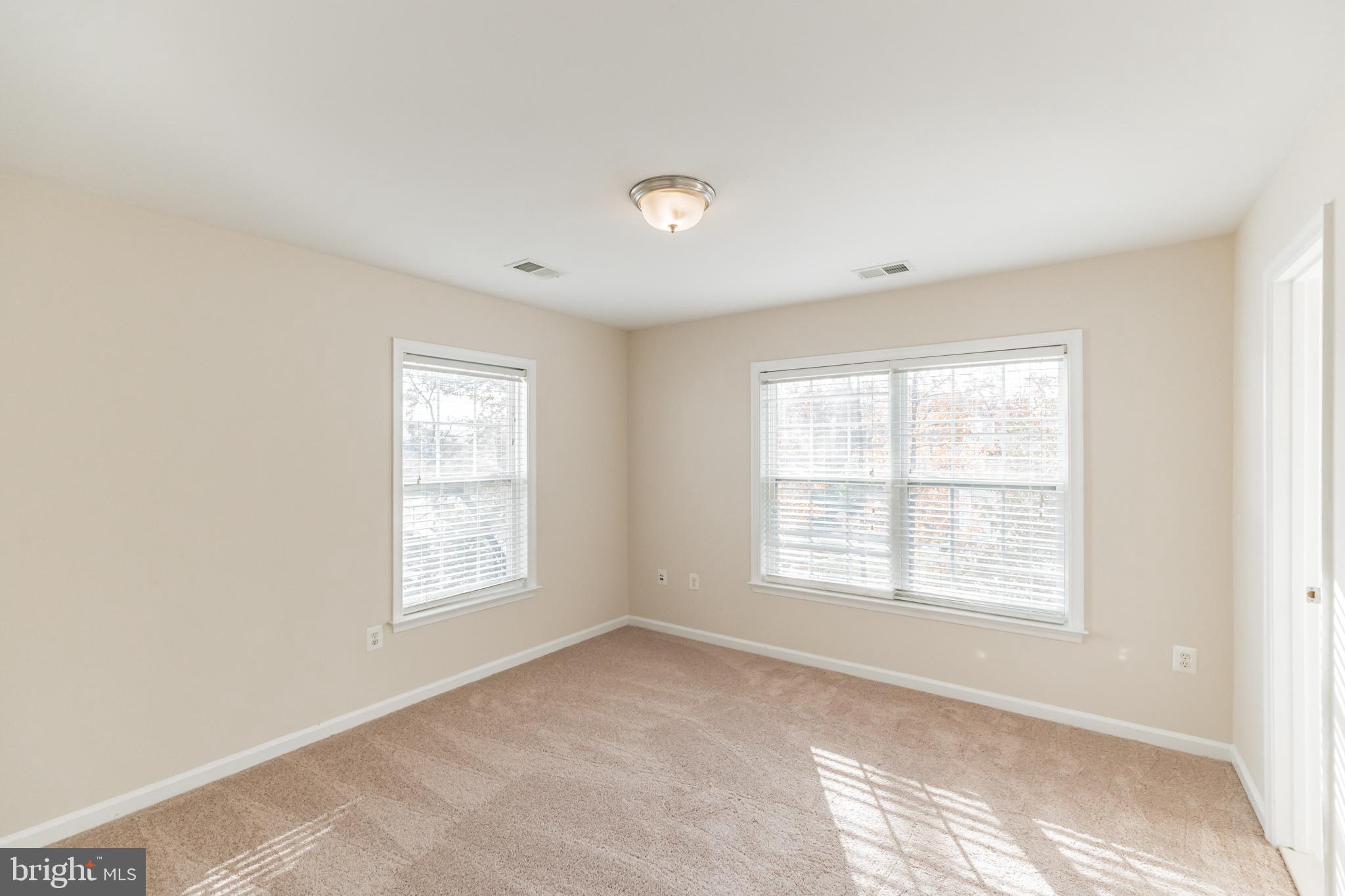 3602 Lions Field Road Triangle, VA 22172 - Photo 30 of 48