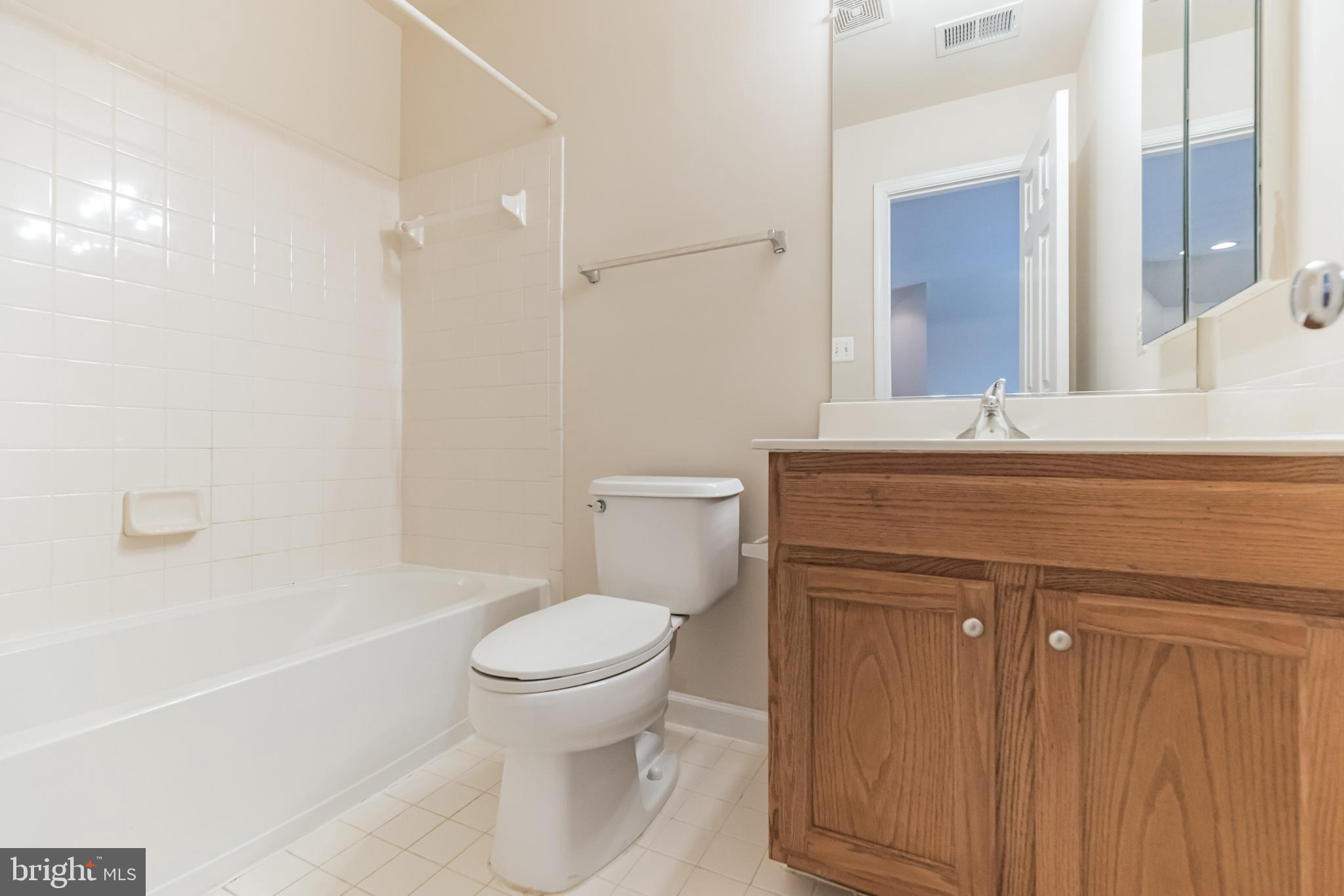 3602 Lions Field Road Triangle, VA 22172 - Photo 38 of 48