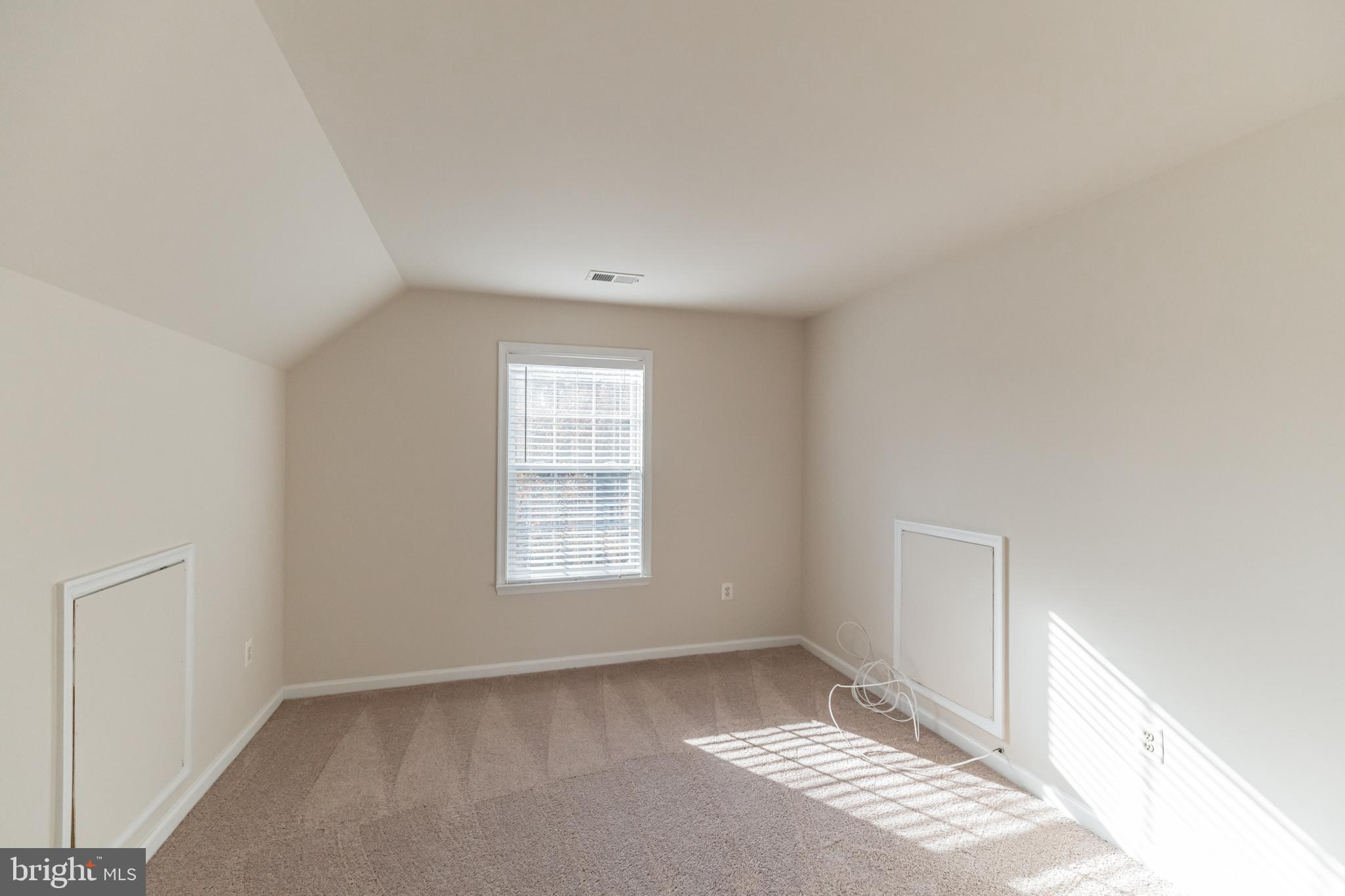 3602 Lions Field Road Triangle, VA 22172 - Photo 39 of 48