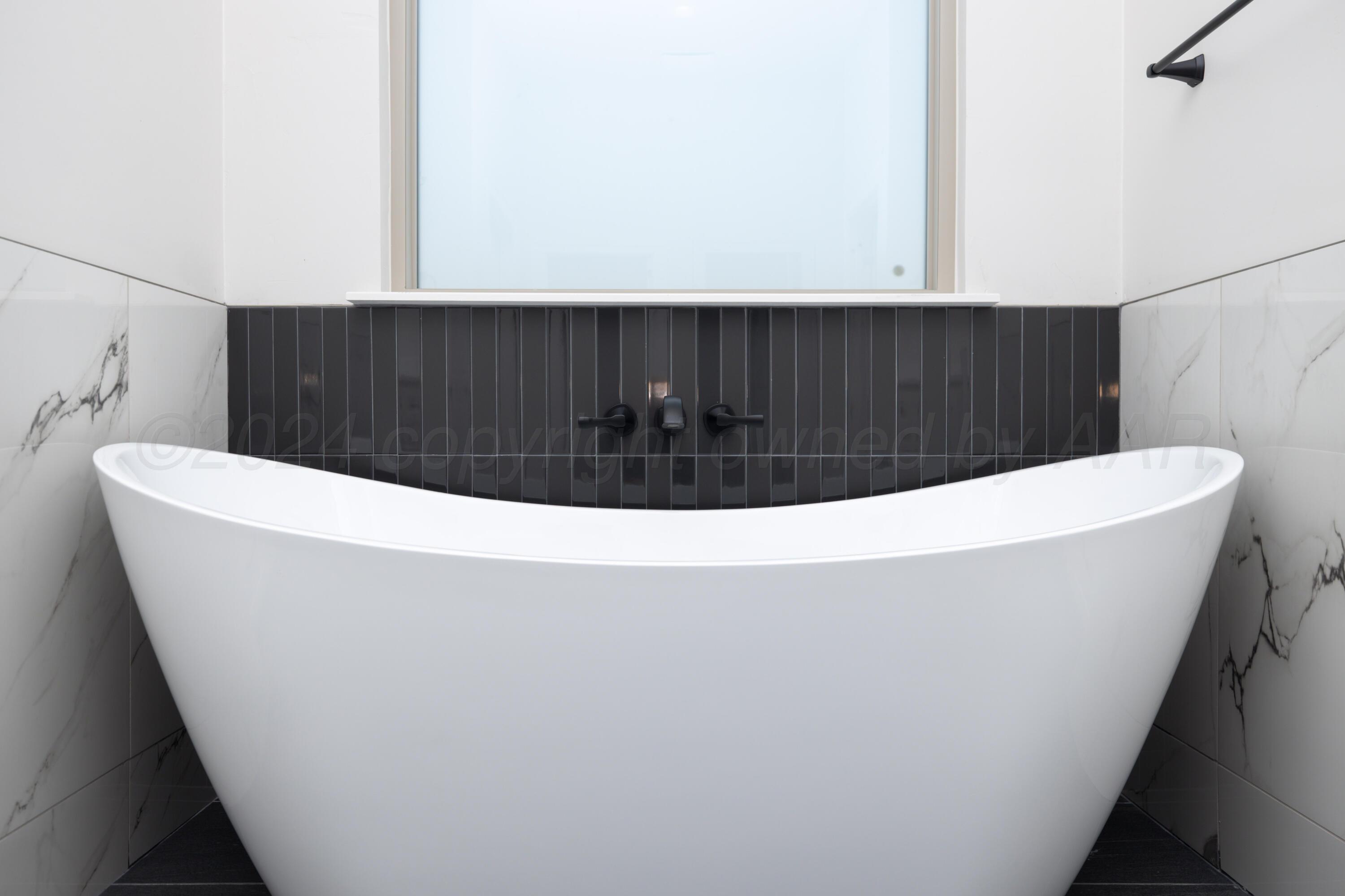 10150 Cactus Flower Road Amarillo, TX 79119 - Photo 27 of 47 a white cabinet