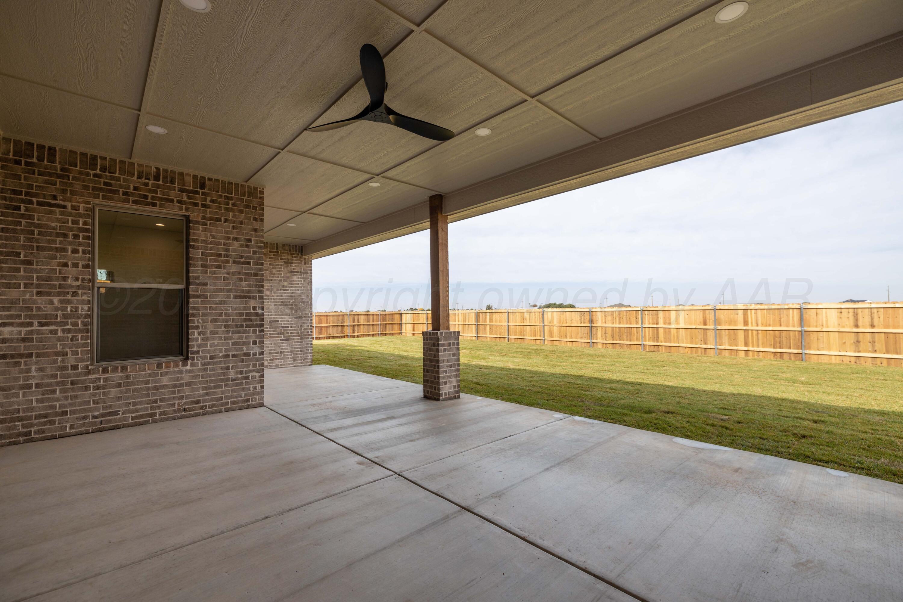 10150 Cactus Flower Road Amarillo, TX 79119 - Photo 42 of 47 a view of an empty room with a ocean view