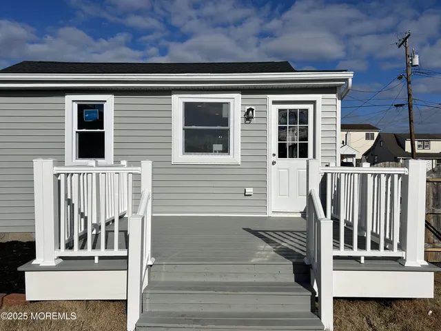 $449,900 | 104 Clearwater Drive, Waretown, NJ 08758