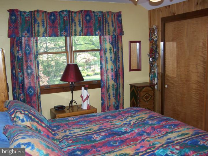 1445 Newman Road Pennsburg, PA 18073 - Photo 22 of 23 Gallery Image 22