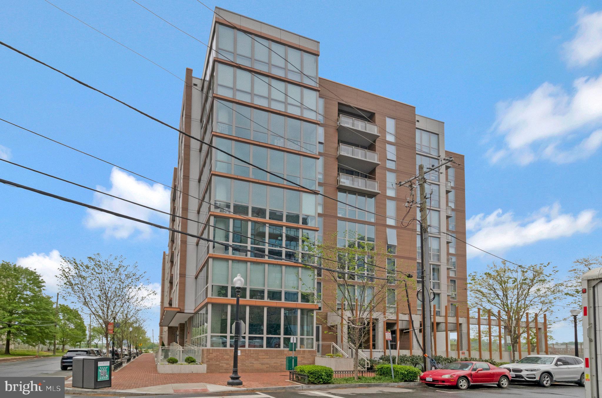 88 V Street Southwest, Unit 807 Washington, DC 20024 - Photo 6 of 57