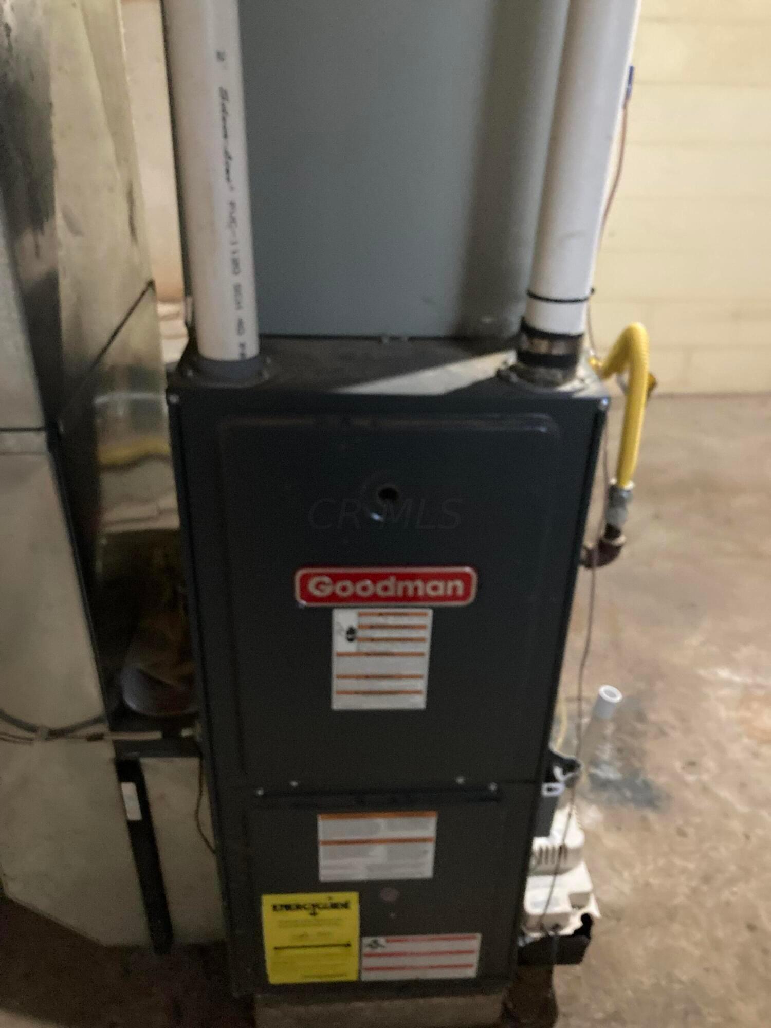 607 Spring Street Lancaster, OH 43130 - Photo 13 of 25 Furnace