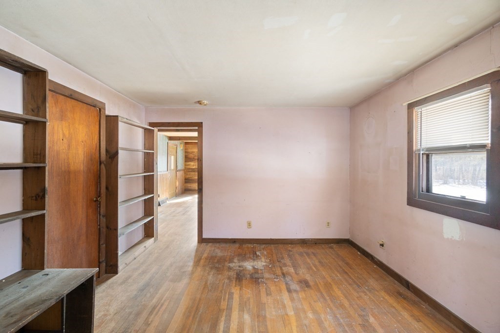 53 Bushnell Road Sturbridge, MA 01566 - Photo 14 of 26