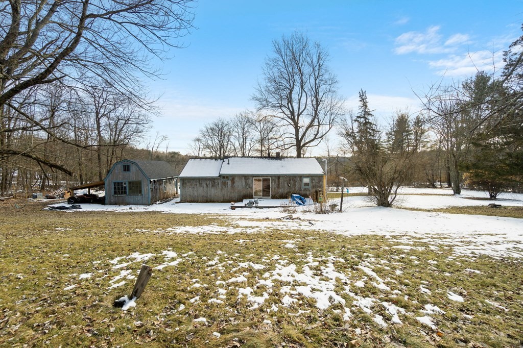 53 Bushnell Road Sturbridge, MA 01566 - Photo 5 of 26