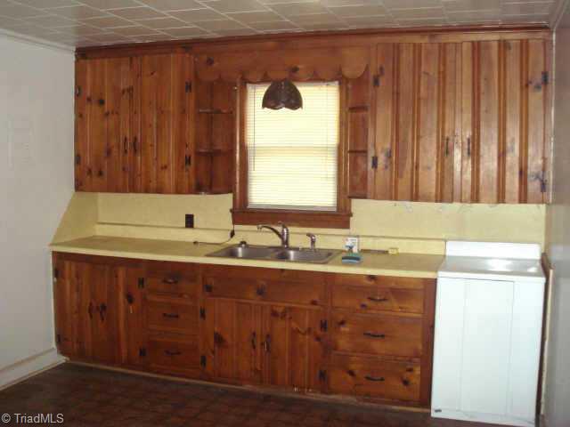 5867 Reynolda Road Winston-Salem, NC 27040 - Photo 4 of 5 Other.