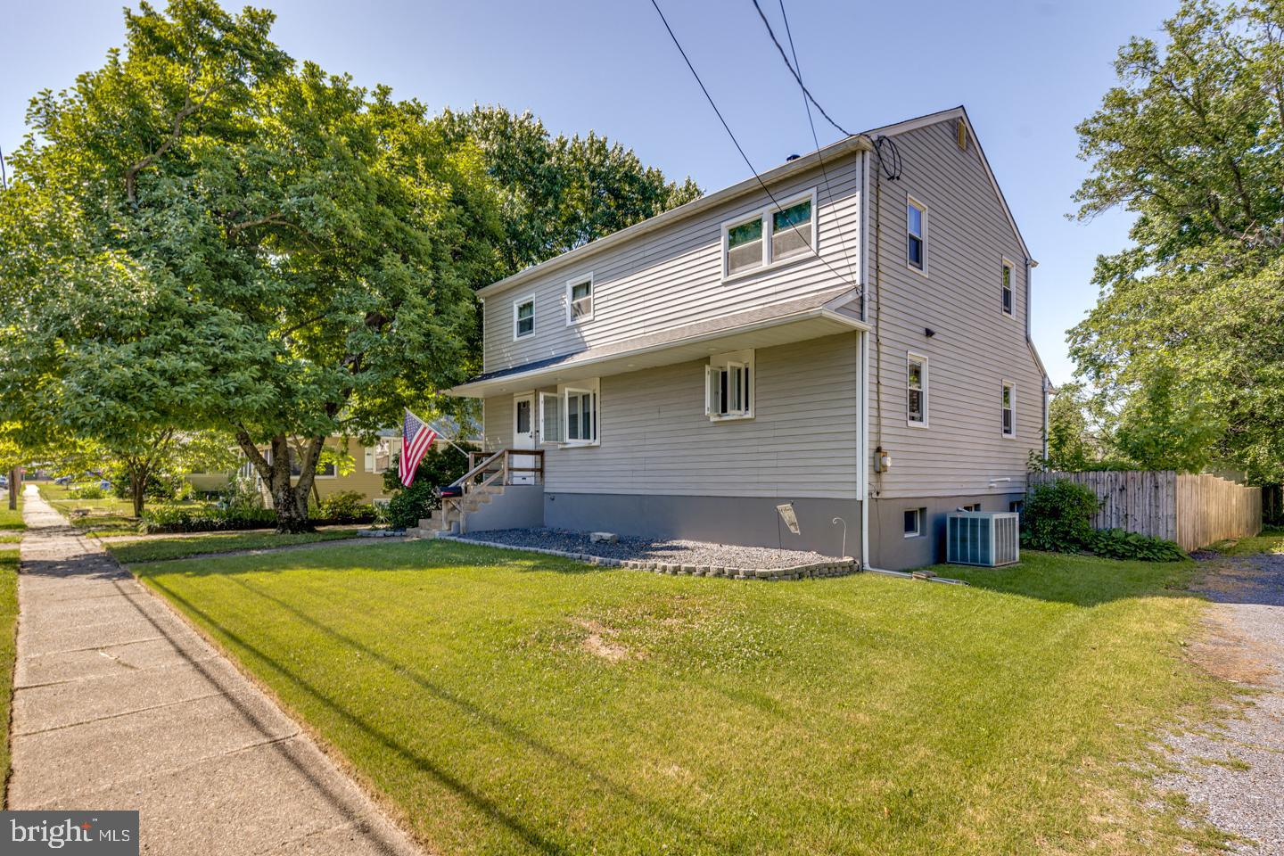244 Spruce Avenue Maple Shade, NJ 08052 - Photo 2 of 39