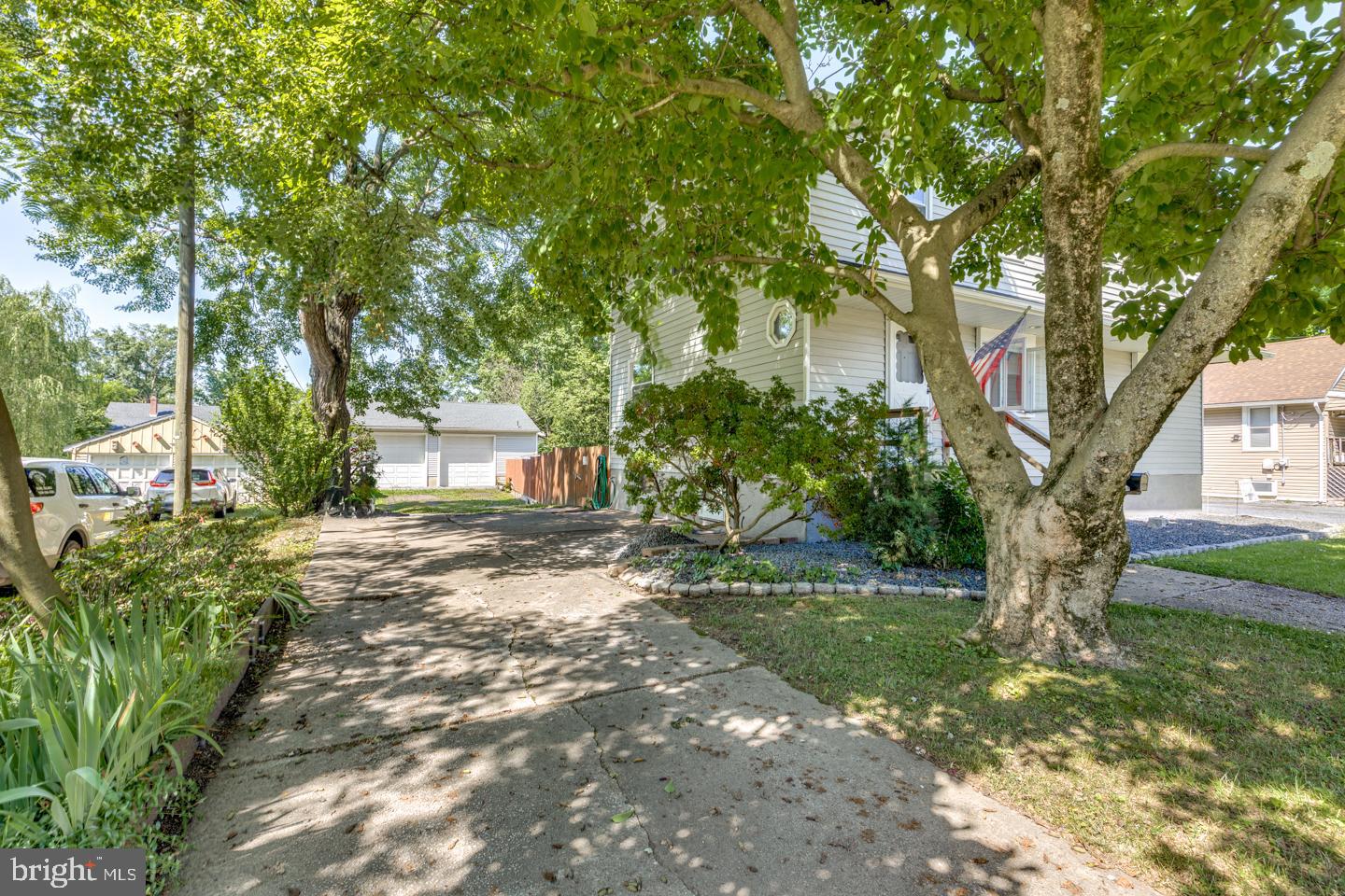 244 Spruce Avenue Maple Shade, NJ 08052 - Photo 5 of 39