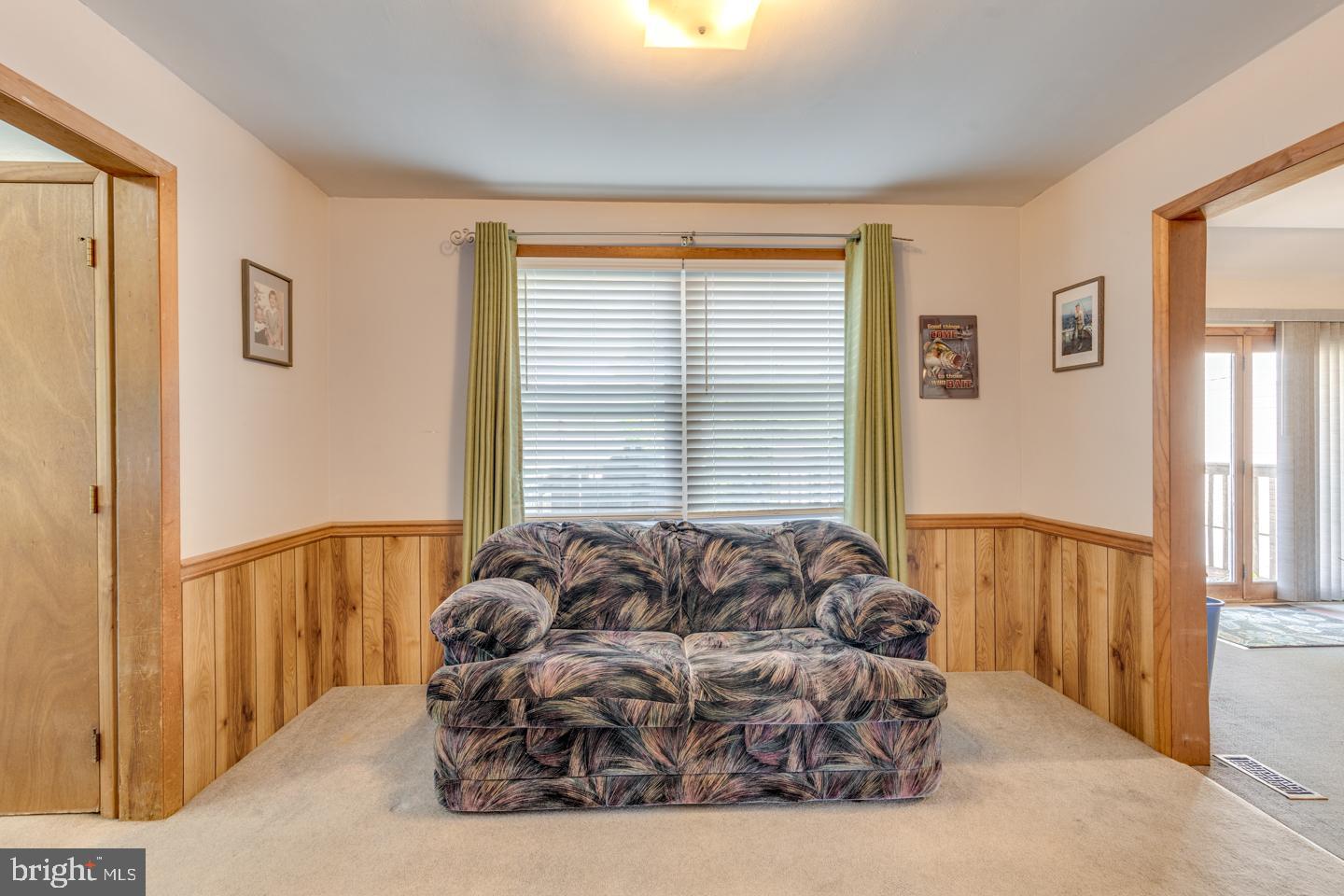 244 Spruce Avenue Maple Shade, NJ 08052 - Photo 9 of 39