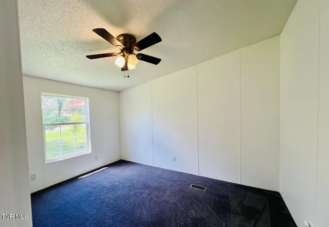 $149,000 | 518 River Street North, Big Stone Gap, VA 24219