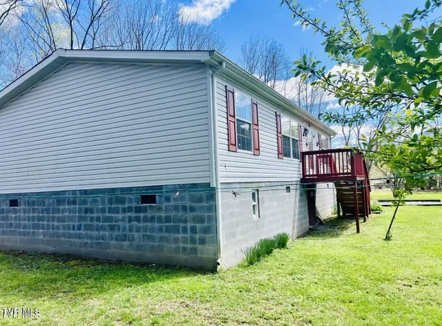 $149,000 | 518 River Street North, Big Stone Gap, VA 24219