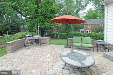 9612 Clearview Place Silver Spring, MD 20901 - Photo 17 of 19 Exterior (Rear)