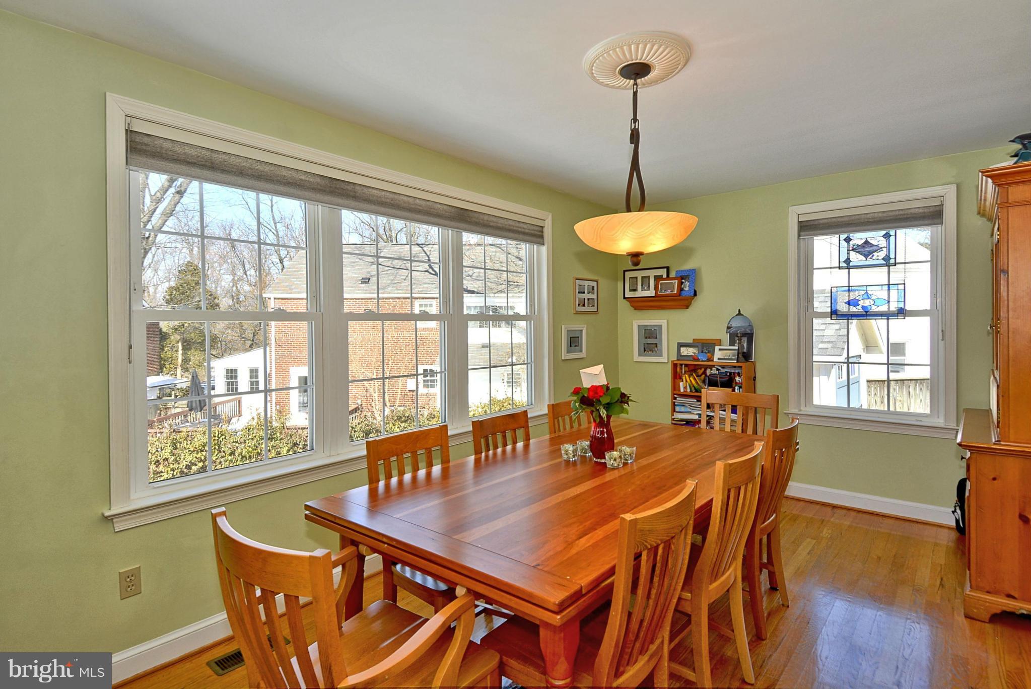 9612 Clearview Place Silver Spring, MD 20901 - Photo 5 of 19 Dining Room