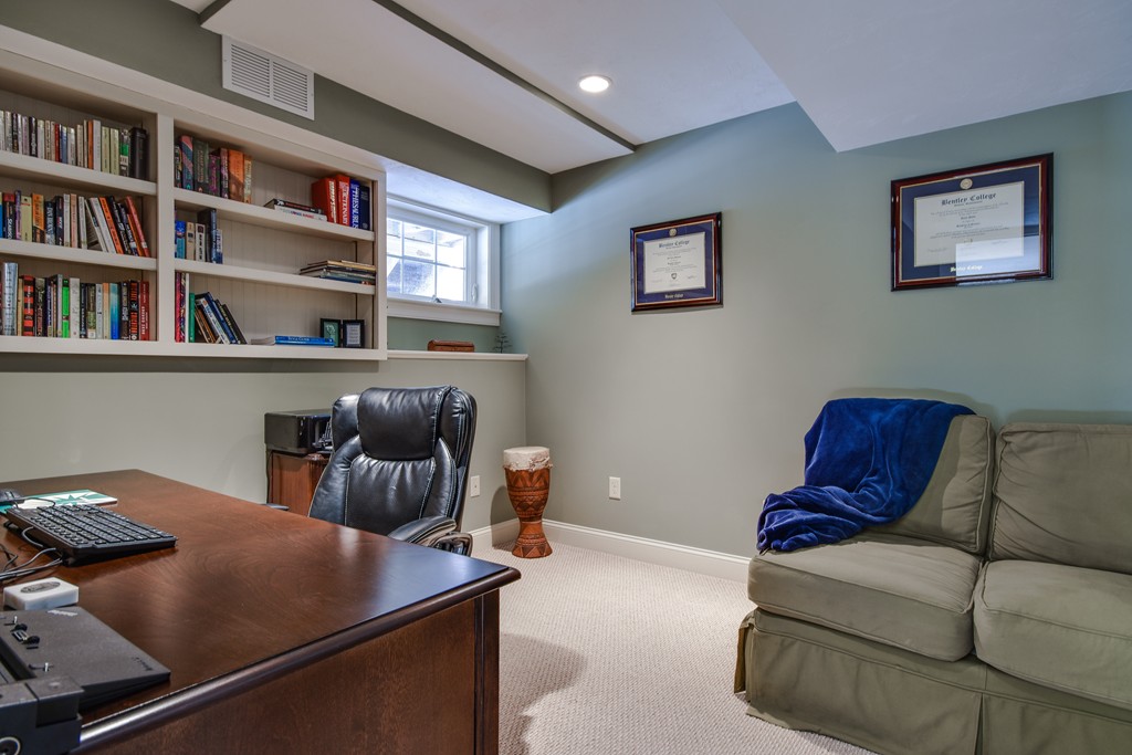 4 Breton Road Upton, MA 01568 - Photo 28 of 30 Gallery Image 28
