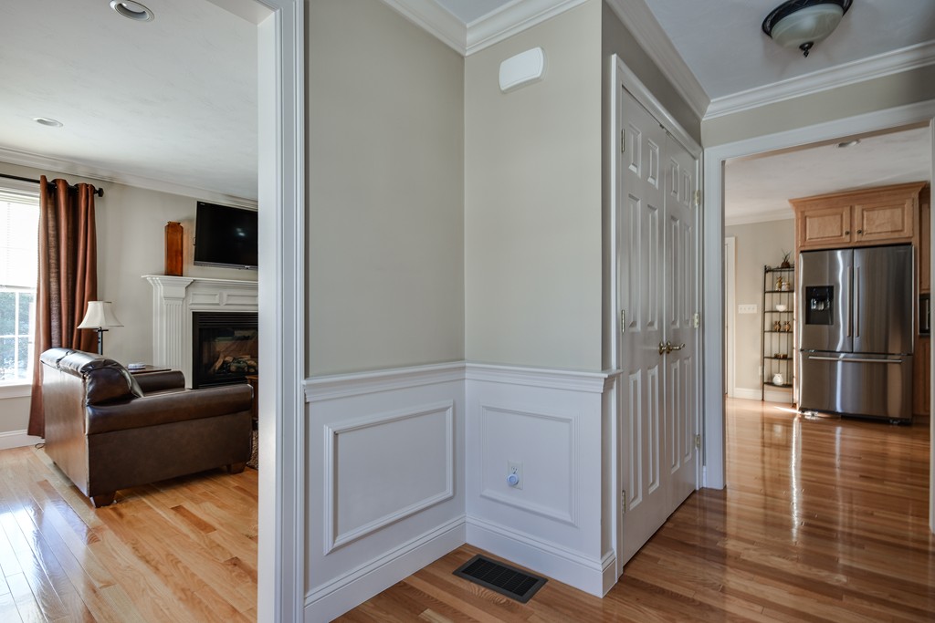 4 Breton Road Upton, MA 01568 - Photo 3 of 30 Gallery Image 3