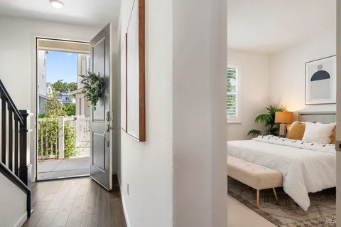 $950,000 | 13 Idro Way, Novato, CA 94945