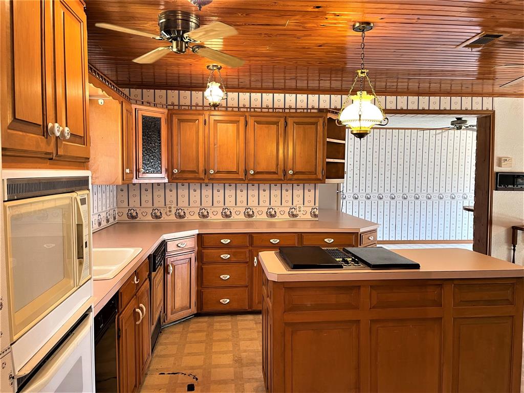 476 Lcr 759 Groesbeck, TX 76642 - Photo 12 of 40