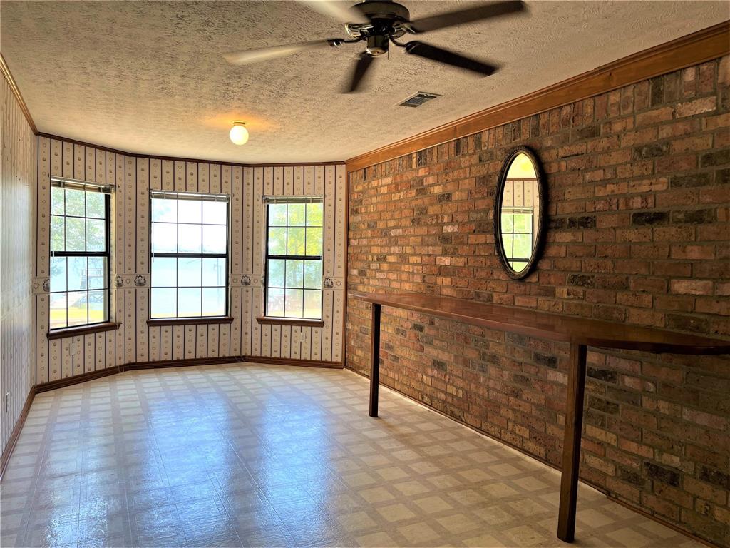 476 Lcr 759 Groesbeck, TX 76642 - Photo 13 of 40