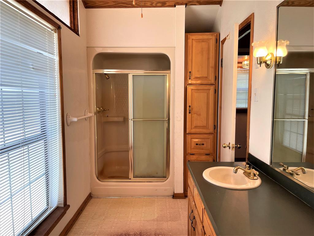 476 Lcr 759 Groesbeck, TX 76642 - Photo 20 of 40