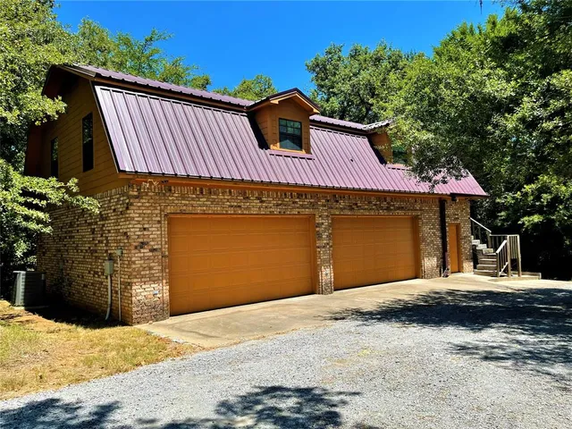 $845,000 | 476 Lcr 759, Groesbeck, TX 76642