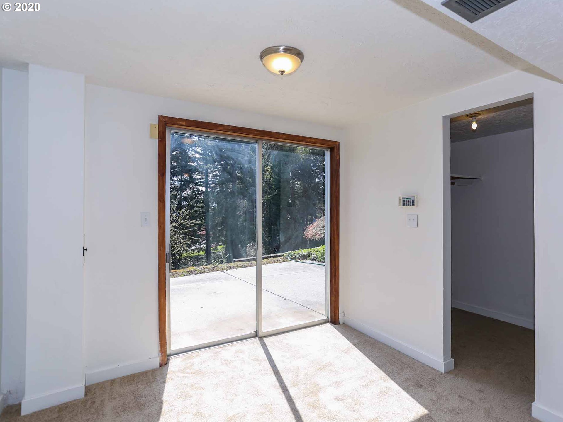 12910 Southeast Ridgecrest Road Happy Valley, OR 97086 - Photo 24 of 31 Gallery Image 24