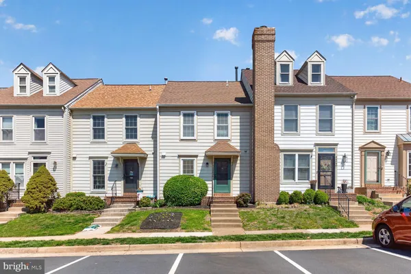 $475,000 | 44038 Aberdeen Terrace, Ashburn, VA 20147