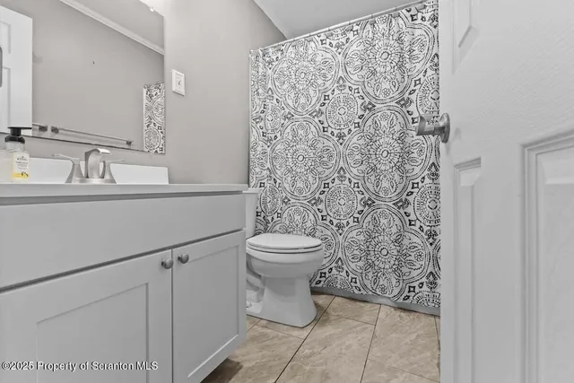 $239,900 | 5 Lyman Court, Gouldsboro, PA 18424