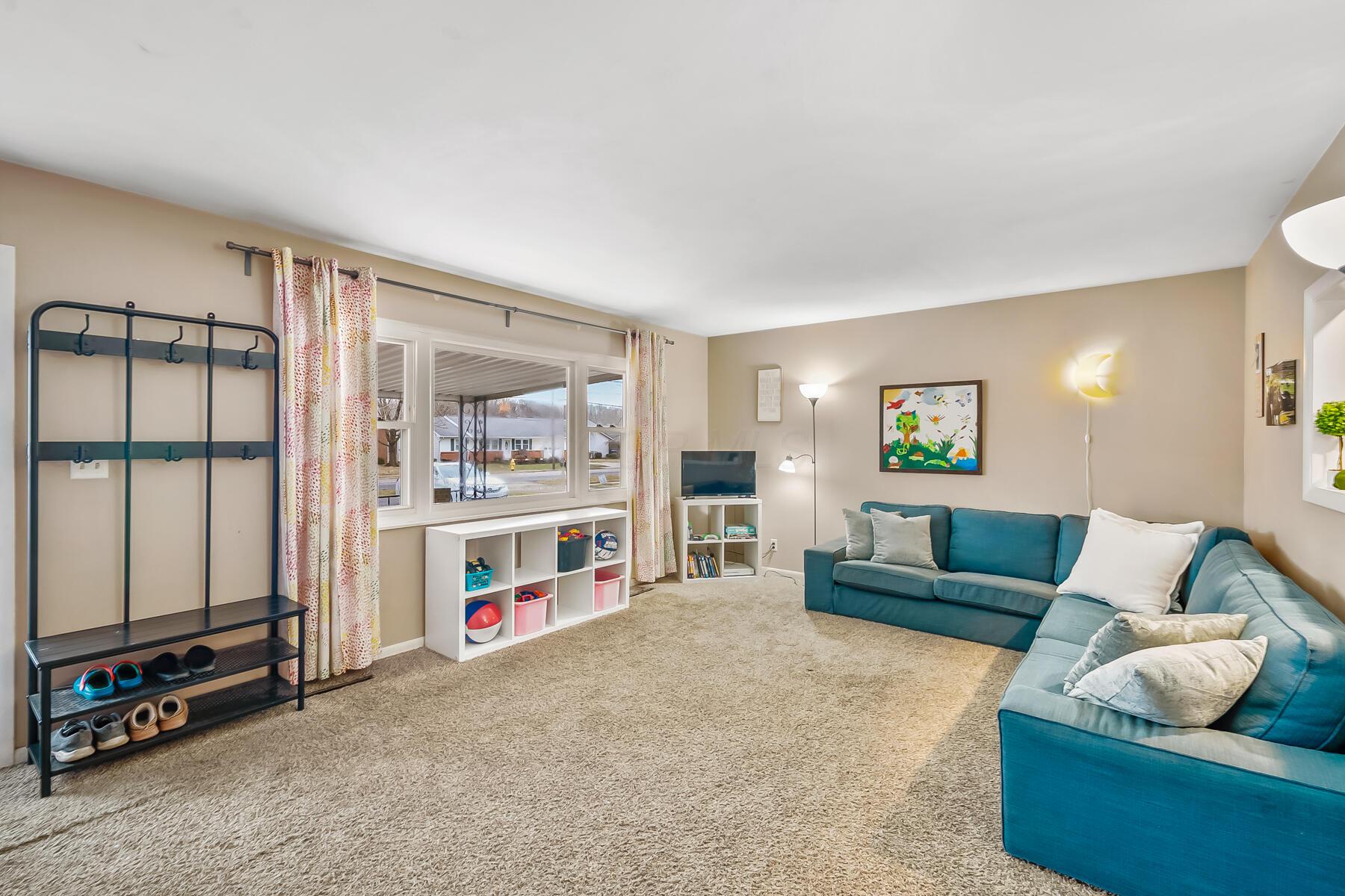 171 Troy Rd-122