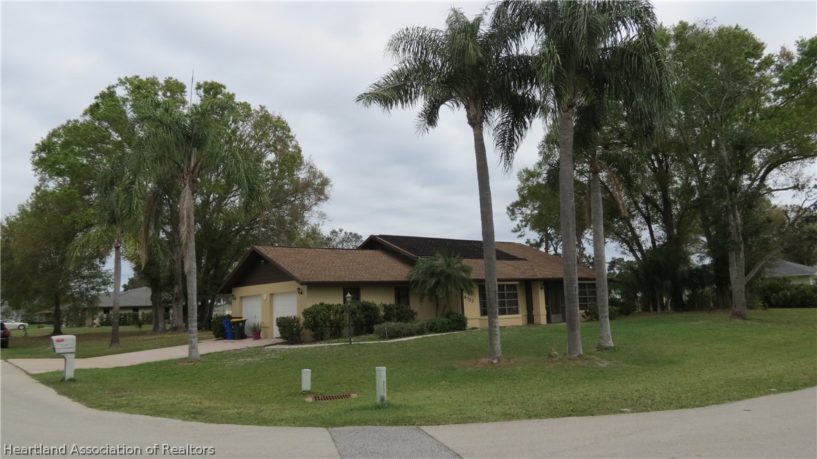 4703 Duffer Loop Sebring, FL 33872 - Photo 1 of 28 Gallery Image 1