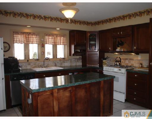 39 Red Bank Road Spotswood, NJ 08884 - Photo 2 of 8 Gallery Image 2