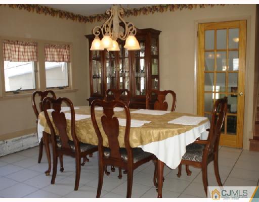 39 Red Bank Road Spotswood, NJ 08884 - Photo 4 of 8 Gallery Image 4