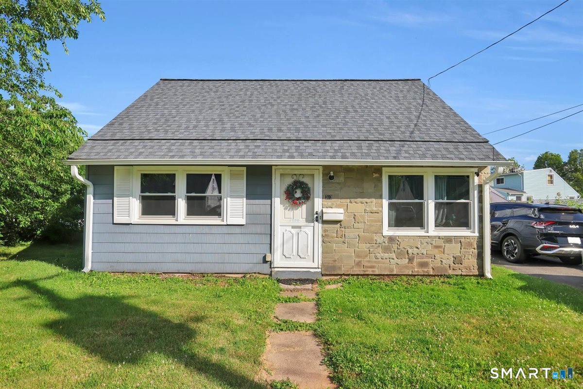383 Glen Hills Road Meriden, CT 06451 - Photo 2 of 30