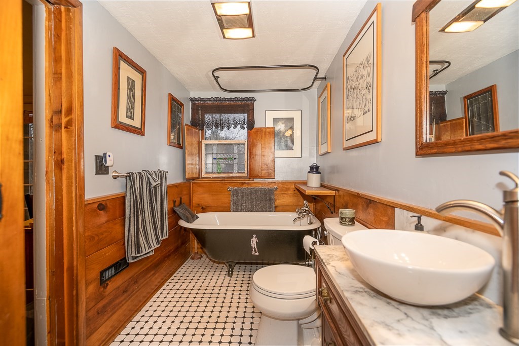 25 Tower Hill Road Brimfield, MA 01010 - Photo 16 of 37