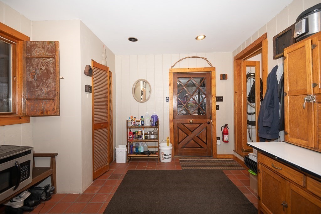 25 Tower Hill Road Brimfield, MA 01010 - Photo 3 of 37