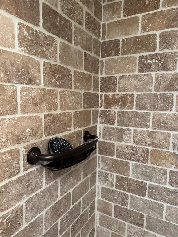4106 Old Mulberry Road Plant City, FL 33567 - Photo 32 of 52 a bathroom with a sink