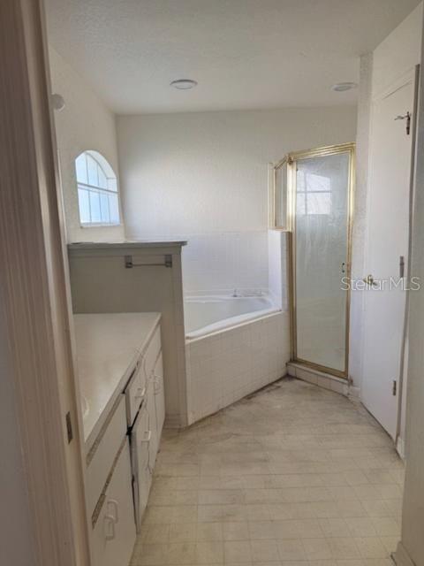 702 Tartan Loop Lake Wales, FL 33853 - Photo 10 of 20 a view of an empty room