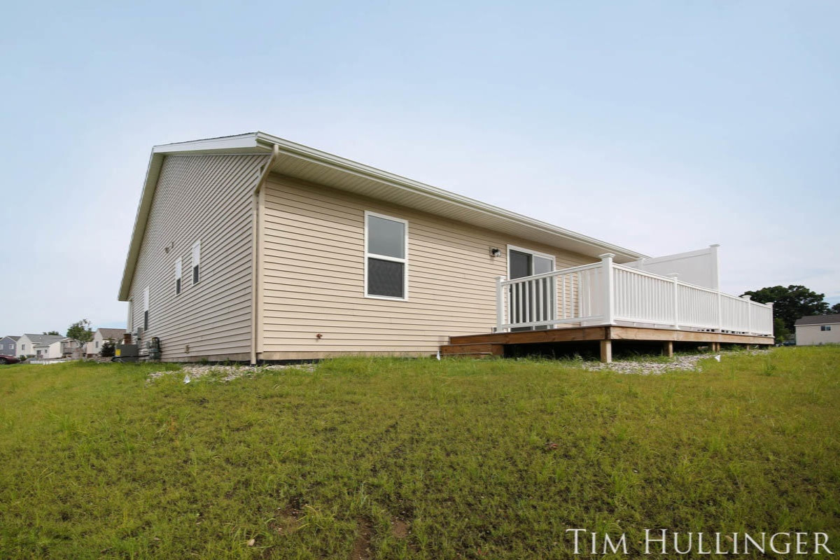 66 Homestead Acres Road Northwest, Unit 10 Sparta, MI 49345 - Photo 15 of 18 490A7789