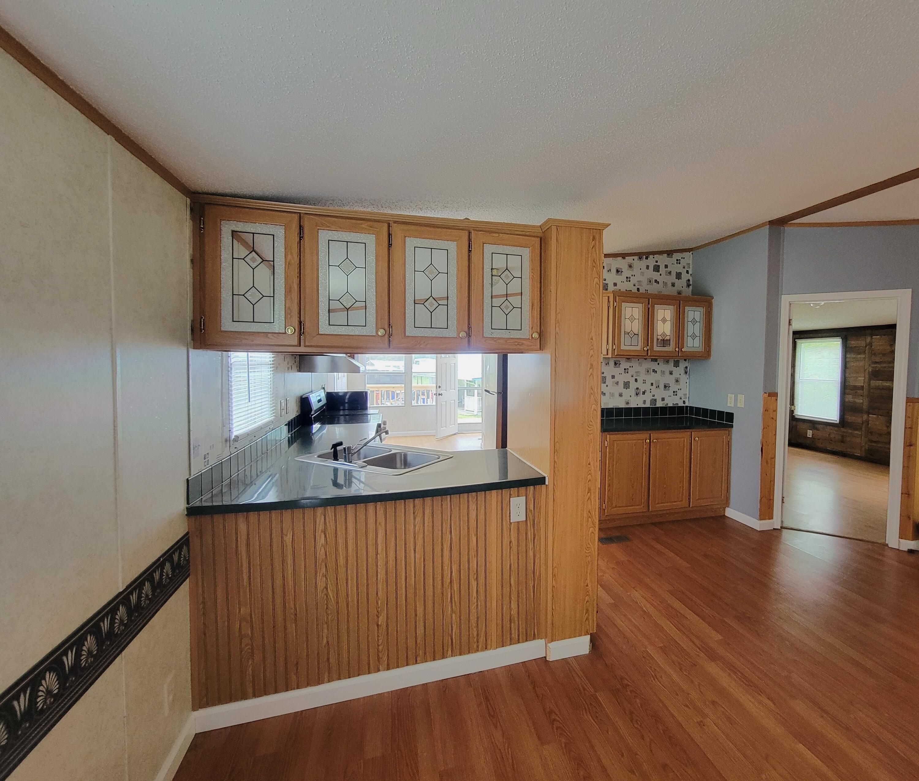 76 Gray Sulphur Springs Road Narrows, VA 24124 - Photo 10 of 20 Gallery Image 10