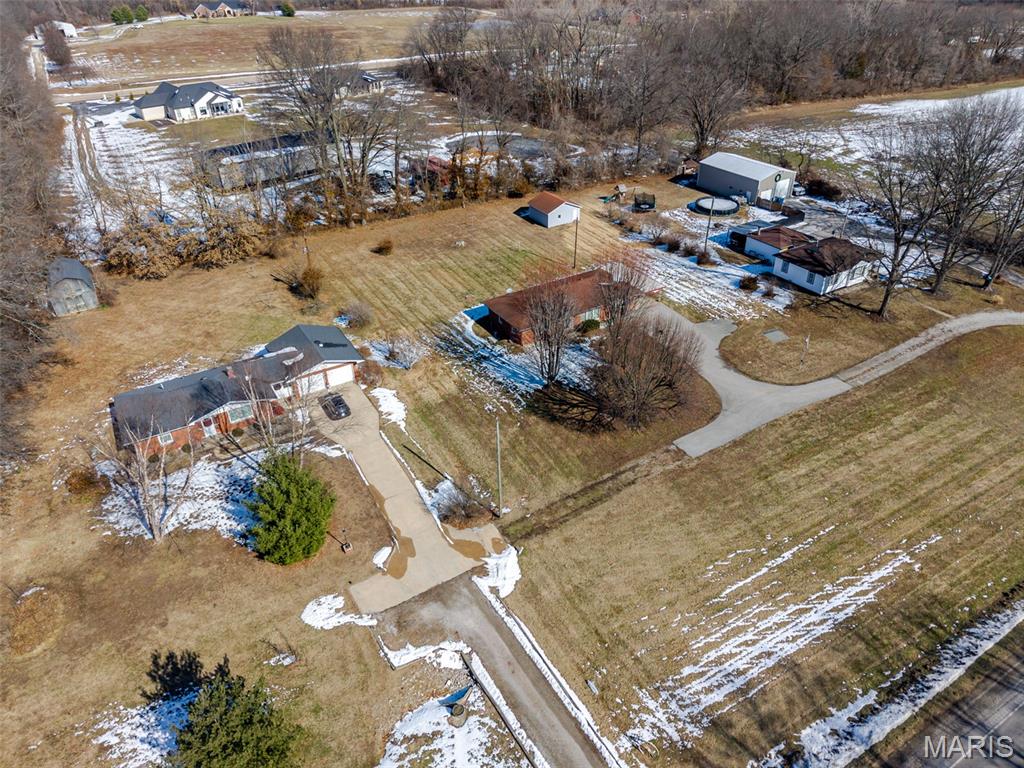 722 Highway 40 Troy, IL 62294 - Photo 36 of 38