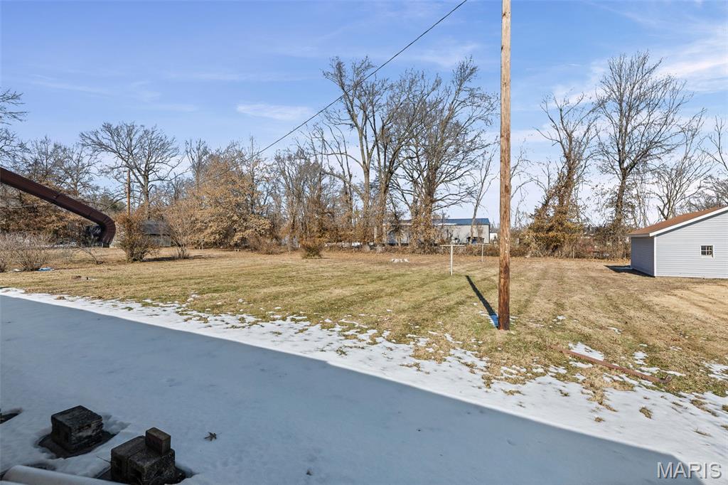 722 Highway 40 Troy, IL 62294 - Photo 5 of 38