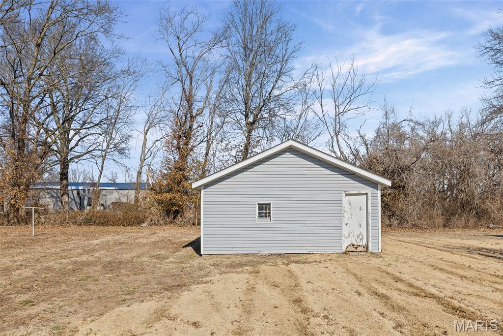 722 Highway 40 Troy, IL 62294 - Photo 6 of 38