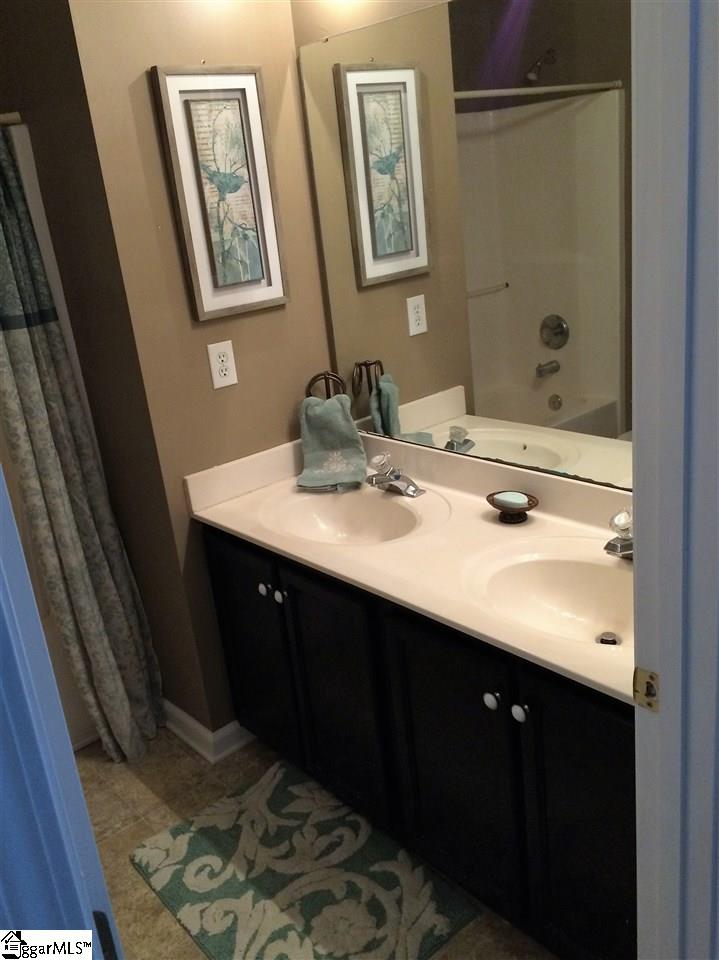 263 Highgate Circle Greer, SC 29650 - Photo 32 of 36 Gallery Image 32