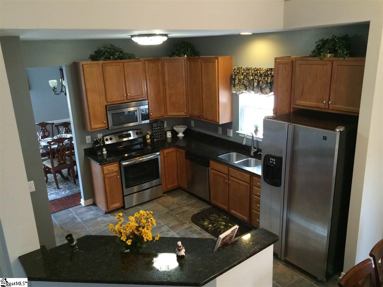 263 Highgate Circle Greer, SC 29650 - Photo 10 of 36 Gallery Image 10