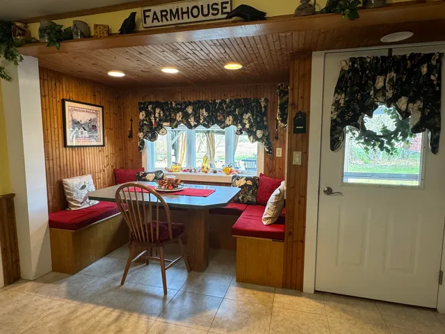 $1,499,000 | 640 Orchard Drive, Bridport, VT 05734