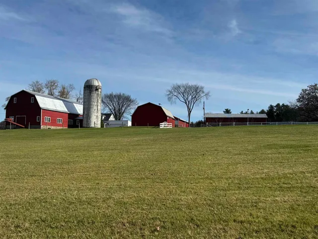 $1,499,000 | 640 Orchard Drive, Bridport, VT 05734