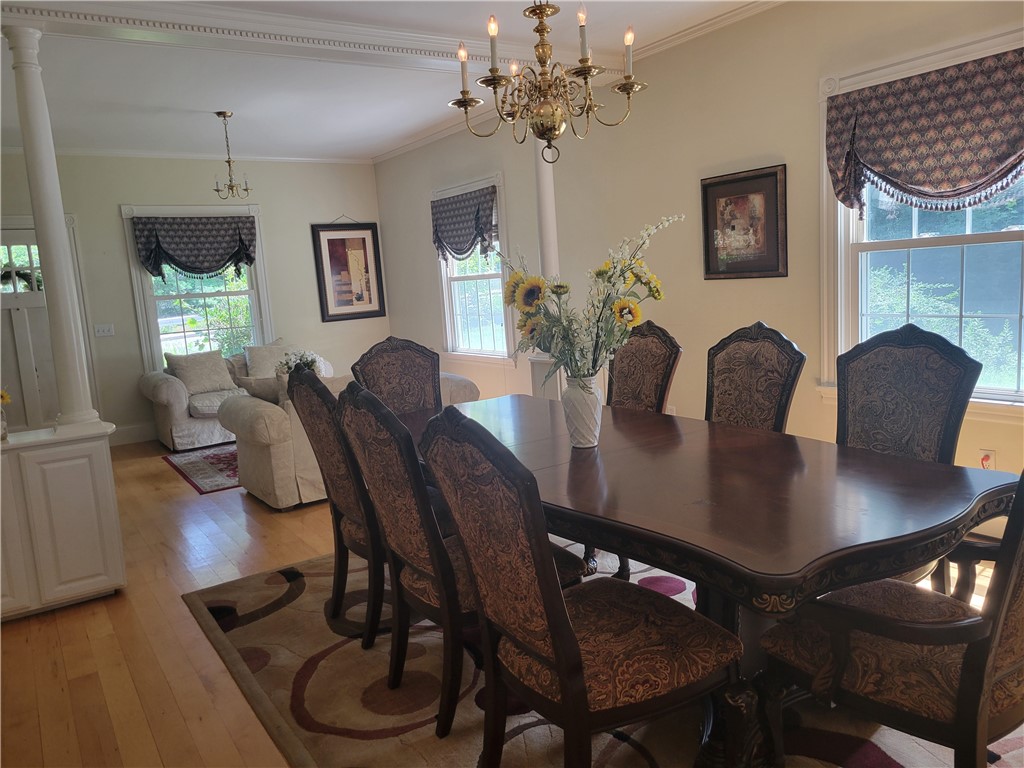 392 Bradford Road Westerly, RI 02808 - Photo 4 of 21 Gallery Image 4